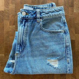 DYNAMITE CLAUDIA DISTRESSED MOM JEANS